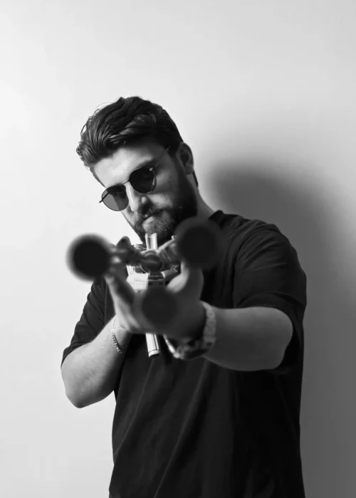 reza isamorad